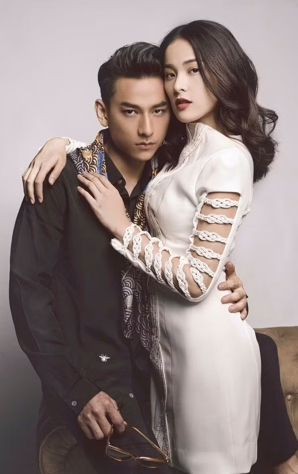 Ban gai Cuong do-la va Isaac tinh tu tren muc ban be-Hinh-12