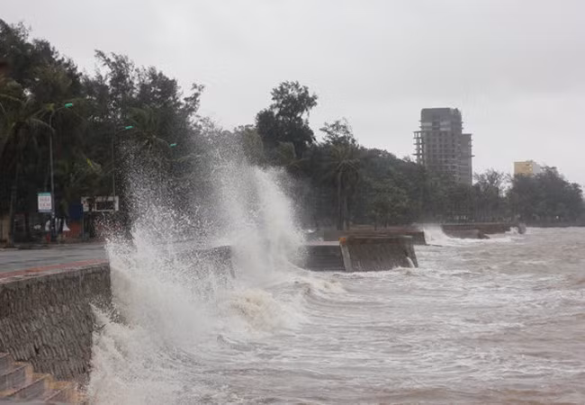 Được dự báo là một trong những địa phương tâm bão đi qua, nhưng ảnh hưởng của bão số 3 với Hải Phòng khá nhẹ nhàng