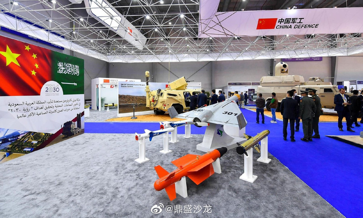 Tuy nhiên, ASN-301 có tốc độ tối đa được cải thiện hơn lên tới 220 km/h so với 180 km/h của Harpy, mặc dù phạm vi hoạt động của nó bị giảm đi còn 288 km so với 500 km của Harpy. Thời gian hoạt động của ASN-301 bị giới hạn ở mức bốn giờ.