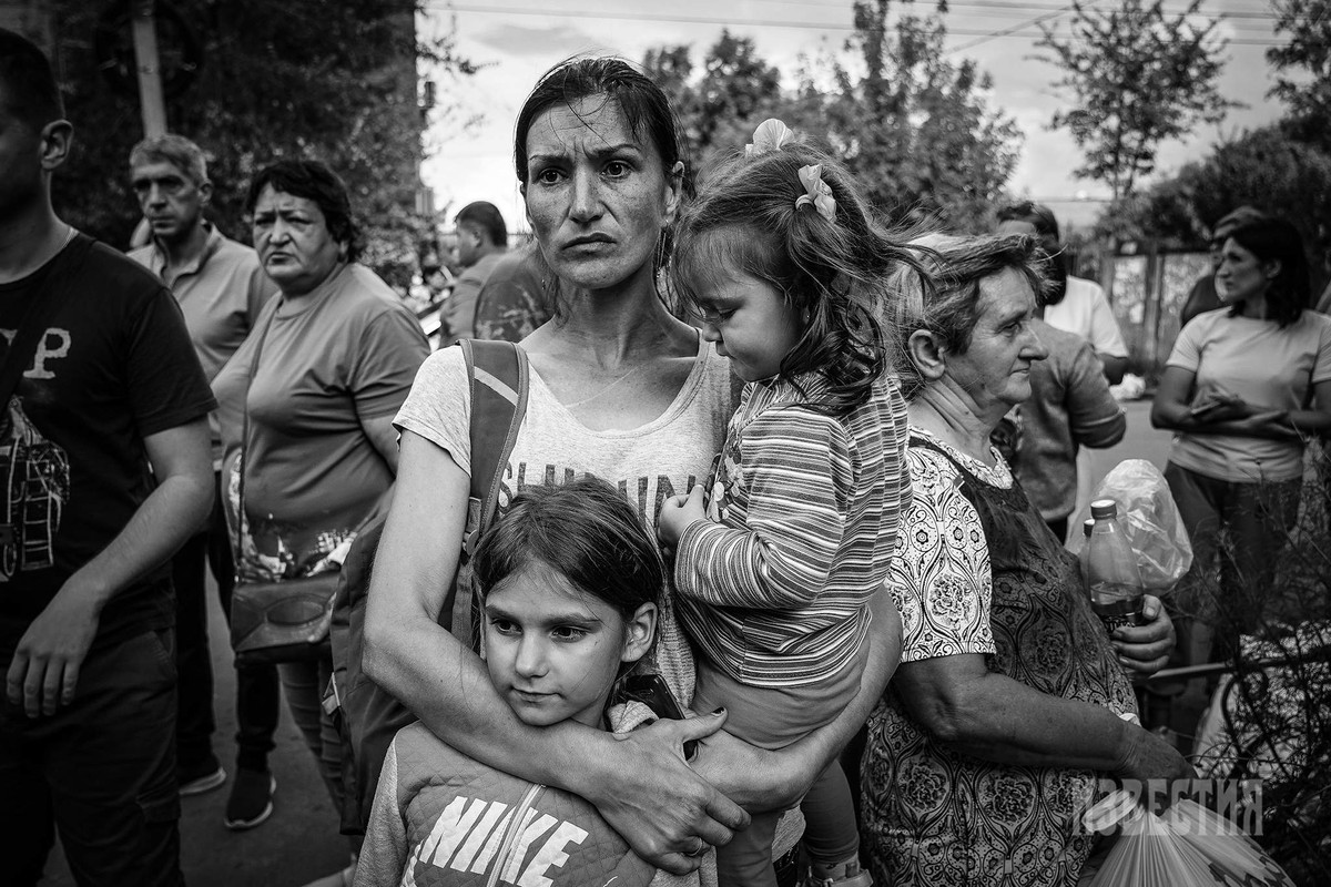 Đặc biệt, sự quan tâm dành cho người già và trẻ em được đặt lên hàng đầu.