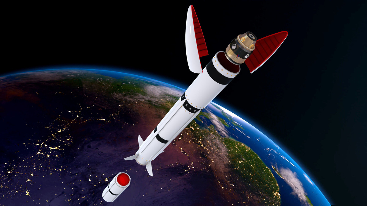 Theo các chuyên gia quân sự Mỹ, SM-3 có khả năng đánh chặn vũ khí bên ngoài bầu khí quyển. Trung tâm Nghiên cứu Chiến lược và Quốc tế, một cơ quan cố vấn của Bộ Quốc phòng Mỹ đã tiết lộ rằng, SM-3 là tên lửa duy nhất trong dòng “tên lửa tiêu chuẩn” phóng từ tàu chiến của Mỹ có thể hoạt động trong vũ trụ. Ảnh: Free3D.