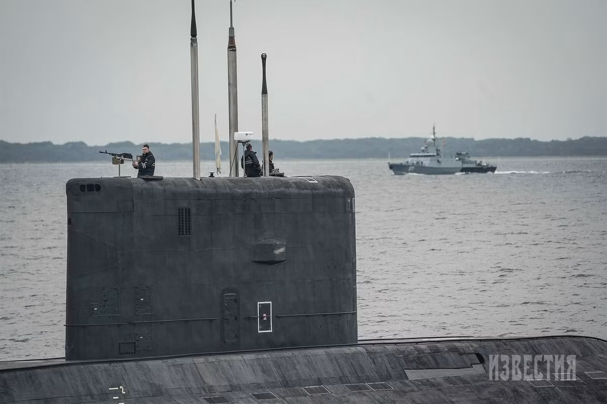 Các thủy thủ của Hạm đội Caspi đã đẩy lùi cuộc tấn công của kẻ địch giả định vào giàn khoan dầu trên biển Caspi.