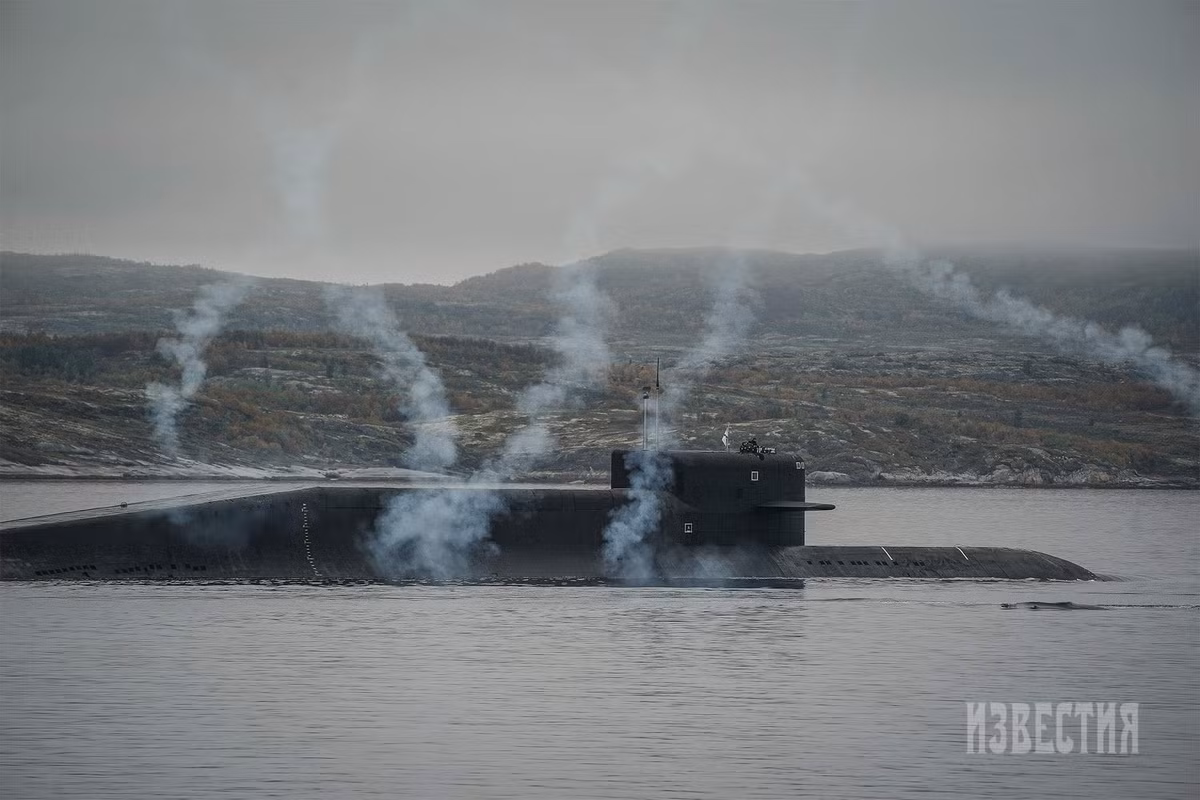 Cuộc diễn tập quân sự diễn ra qua nhiều giai đoạn. Ở giai đoạn đầu, tàu chống ngầm "Đô đốc Kulakov" đã dùng pháo tàu để tiêu diệt các vị trí hỏa lực của kẻ địch giả định trên bờ.