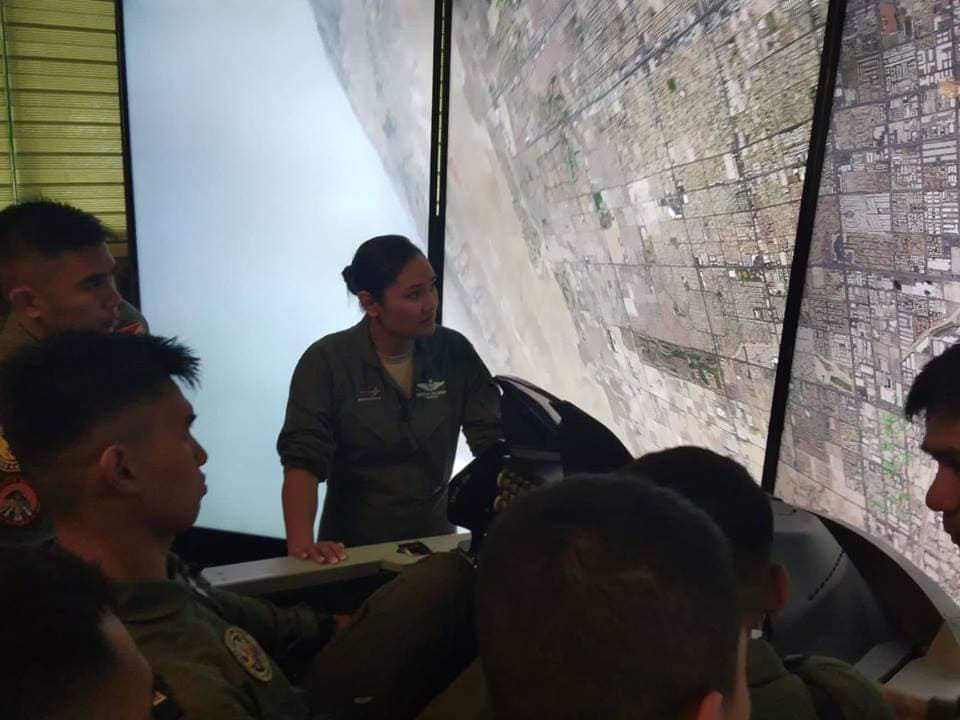 Đằng sau thỏa thuận an ninh này, một nguồn tin giấu tên nói với Reuters rằng, có khả năng Philippines năm sau sẽ có thêm ngân sách cho lực lượng không quân, họ cũng đang xem xét việc mua chiến đấu cơ F-16 phiên bản mới nhất.