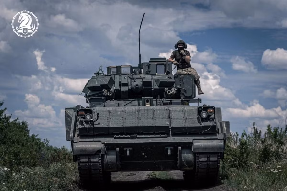 Việc thêm các cấu trúc vào xe bọc thép có khả năng ảnh hưởng đến khả năng di chuyển, tốc độ và mức tiêu thụ nhiên liệu của xe. Tuy nhiên, trong trường hợp này, các sửa đổi dường như được thiết kế để giảm thiểu những tác động này.