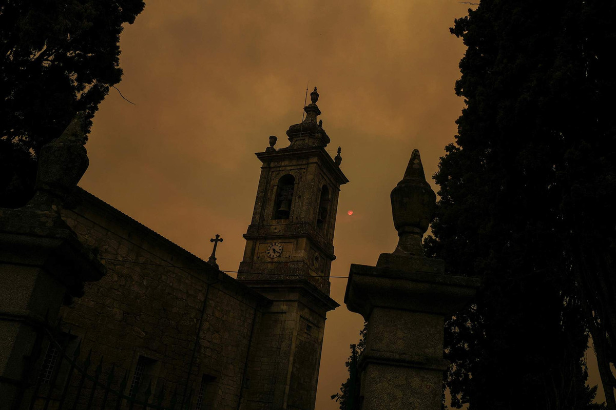 Dù chính quyền đã huy động mọi nguồn lực, tình hình vẫn chưa được kiểm soát hoàn toàn, và Bồ Đào Nha đã nhận được sự hỗ trợ từ các đội cứu hộ quốc tế.