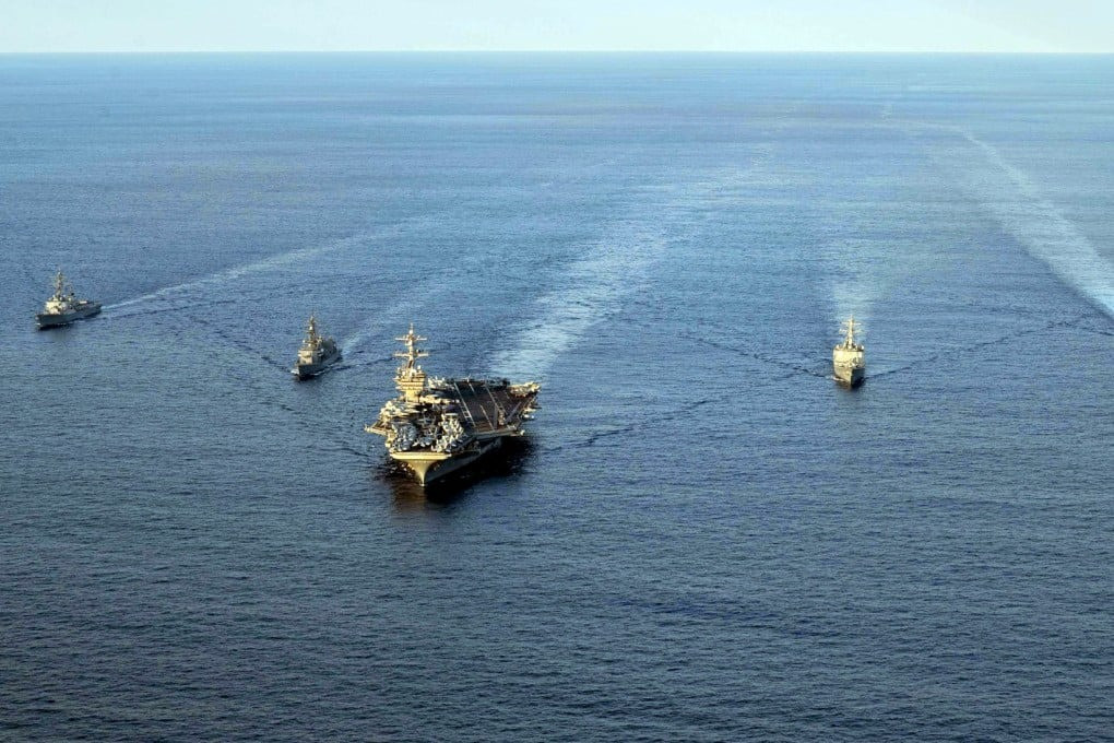 Các cuộc tập trận hàng hải chung được tổ chức ở vùng biển ngoài khơi đảo Jeju trong ba ngày kể từ ngày 15/1, với sự tham gia của tàu sân bay hạt nhân Carl Vinson và tàu tuần dương Aegis Princeton của Mỹ, cùng các tàu chiến của Lực lượng phòng vệ hàng hải Nhật Bản và Hàn Quốc.