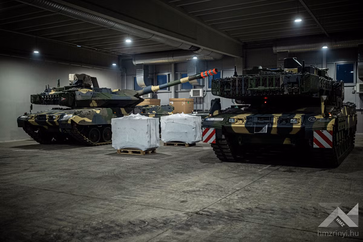 Leopard 2A8 là phiên bản cải tiến mới nhất trong dòng xe tăng Leopard, đánh dấu một sự nâng cấp đáng kể so với những mẫu tiền nhiệm trước đó, với những nỗ lực phát triển để giúp chiếc xe tăng trở nên nổi bật hơn vào đầu thế kỷ 21. Ảnh: ESUT.