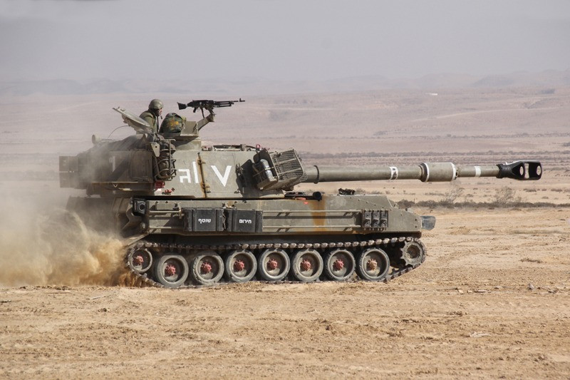 Israel sử dụng M109 chống lại Ai Cập trong Chiến tranh Yom Kippur năm 1973 và sử dụng từ năm 2003 đến năm 2011. M109 cũng được Mỹ sử dụng trong Chiến tranh Iraq, Chiến tranh vùng Vịnh. M109 cũng xuất hiện trong Chiến tranh Iran - Iraq. Iran cũng đã sử dụng M109 trong Chiến tranh Liban năm 2006.