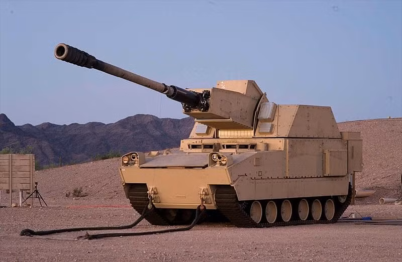 M109-A7 được trang bị hệ thống điều khiển hỏa lực tiên tiến lấy từ chương trình XM1203 NLOS-C, cho phép nâng cao hiệu suất tác chiến. Paladin sử dụng pháo chính M258 155mm, pháo mới có tầm bắn tối đa 24km với đạn thông thường và 30km với đạn tăng tầm.