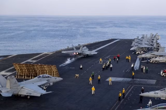 Sau khi hoàn thành việc nâng cấp tại xưởng đóng tàu, USS Dwight D. Eisenhower tiếp tục trở lại vịnh Ba Tư để tham gia hỗ trợ cho Chiến dịch Bão táp sa mạc.
