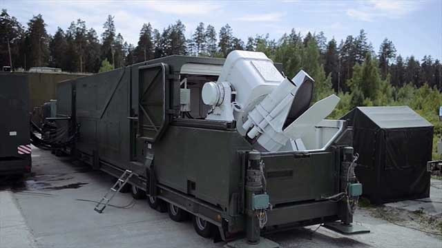 Laser Peresvet là vũ khí laser của Nga dùng để phòng không và tác chiến chống vệ tinh. Peresvet cũng là một trong sáu loại vũ khí chiến lược mới Tổng thống Putin công bố vào ngày 1/3/2018. Tính đến tháng 5/2022, 5 đơn vị của hệ thống này được tuyên bố là đang hoạt động.