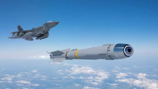 Trong khi Mỹ còn chần chừ, Trung Quốc và Nga đang đầu tư mạnh vào các vật liệu năng lượng tiên tiến, hứa hẹn tăng cường sức mạnh hỏa lực và hiệu quả đạn dược trong tương lai. Cả hai quốc gia này đang đạt được tiến bộ lớn trong việc phát triển vật liệu nổ vượt trội hơn CL-20. (Ảnh: Diehl Defence).