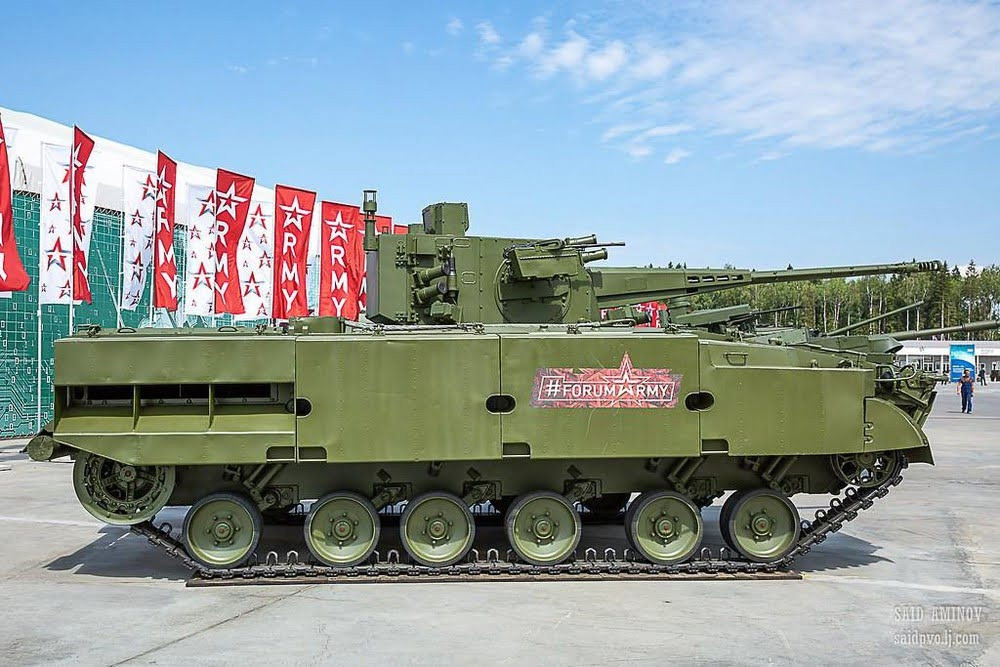 Vỏ thép và tháp pháo của phương tiện phòng không này được chế tạo từ hợp kim nhôm. Vỏ giáp phía trước là giáp composite có khả năng chống đạn xuyên giáp 30mm; các phần còn lại có thể chống đạn xuyên giáp 14,5mm.