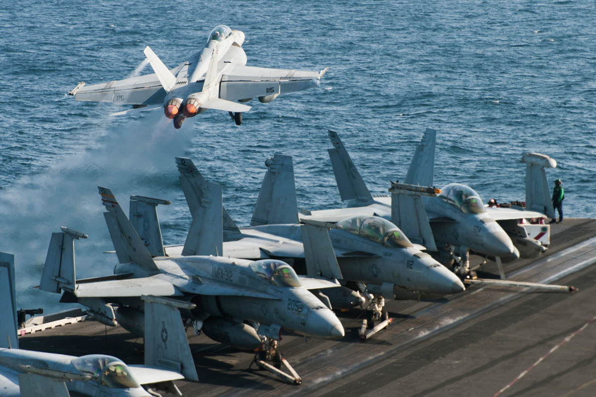 Động thái chiến lược này không chỉ nhằm mục đích làm suy yếu khả năng hoạt động của Houthi, mà còn gửi đi một thông điệp mạnh mẽ về sự sẵn sàng của Quân đội Mỹ trong việc sử dụng công nghệ tiên tiến để bảo vệ lợi ích của mình và lợi ích của các đồng minh trong khu vực.