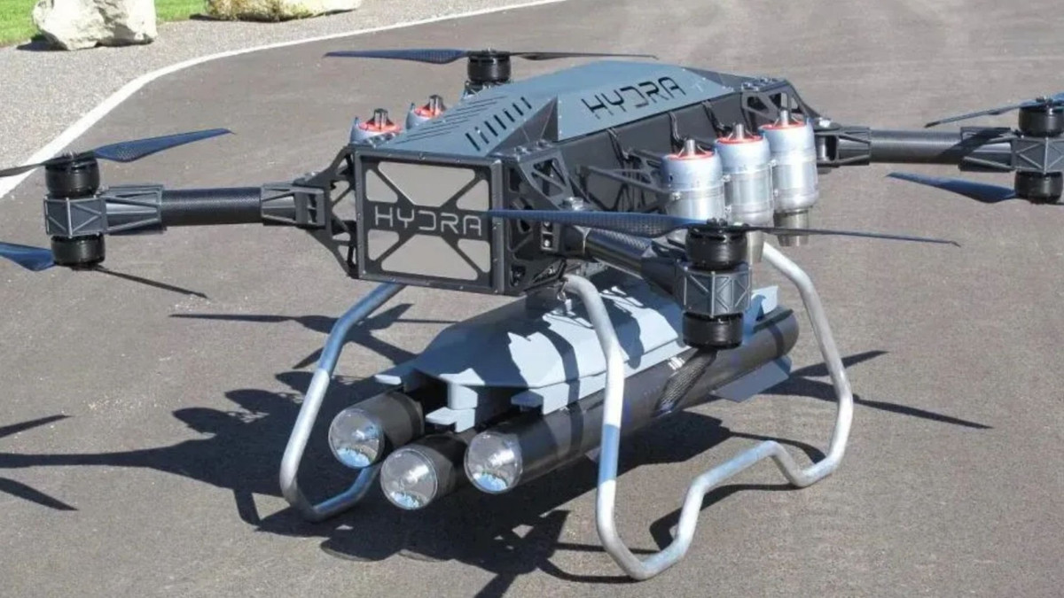 Stratima cũng đang phát triển một loại UAV tầm trung có khả năng chống tác chiến điện tử có tên là Tyuvik, loại UAV này sẽ được trang bị động cơ phản lực. Một bản sửa đổi của Tyuvik sẽ chạy bằng xăng, bản còn lại sẽ sử dụng động cơ điện có tầm hoạt động 40 km.