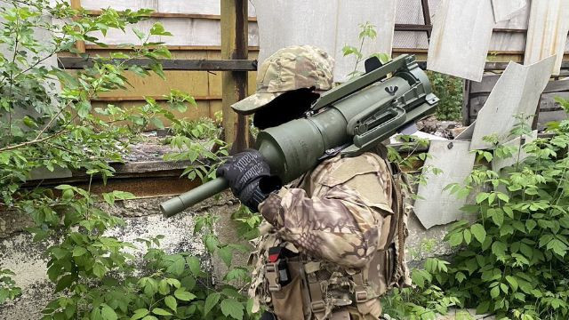 Trong năm thứ ba của cuộc xung đột, Ukraine đã trở thành trung tâm đổi mới chiến trường với các kỹ thuật chiến tranh mới. Gần mặt trận phía đông, HALO Trust, với hơn 30 năm kinh nghiệm rà phá mìn, đang thử nghiệm áp dụng trí tuệ nhân tạo để có thể cứu sống nhiều người trên toàn cầu. (Ảnh: Reddit)