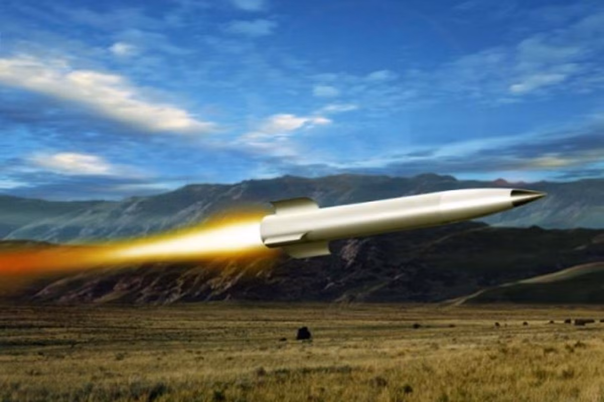 Tuy nhiên, dự án CKEM đã phải hủy bỏ khi Lầu Năm Góc quyết định chấm dứt chương trình Hệ thống chiến đấu tương lai (FCS) của quân đội vào năm 2009. Vì vậy, trong thập kỷ qua, những thông tin về vũ khí này đã giảm đi đáng kể.