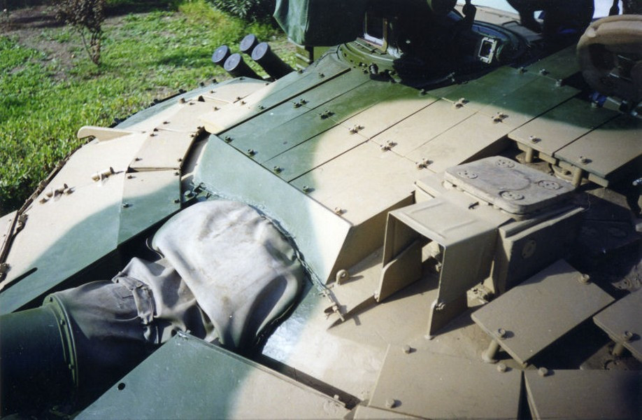 Theo giới thiệu, động cơ diesel 780 mã lực tiêu chuẩn thuộc dòng V-46 đã được thay thế bằng loại hai kỳ đặc biệt, nhiều khả năng là 6TD-1 với công suất tối đa 1.000 mã lực, thiết bị này thường được các kỹ sư Ukraine sử dụng trên những bản hiện đại hóa của xe tăng Liên Xô.