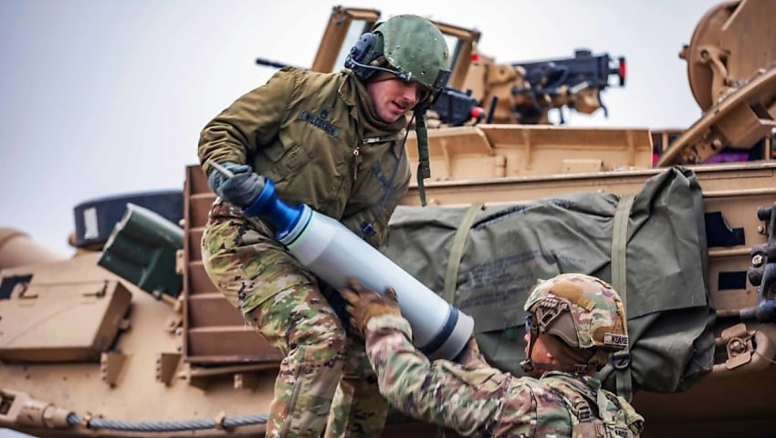 Sự hợp tác giữa công ty quốc phòng nhà nước Romania ROMARM và GDOTS sẽ giúp biến các nhà máy ở Romania thành trung tâm để sản xuất đạn dược cỡ lớn, đặc biệt là loại đạn 120mm và 155mm. Những loại đạn này sẽ được sản xuất tại Romania và xuất khẩu sang các nước Đông và Trung Âu, cũng như cho xe tăng Abrams của Mỹ được triển khai trên toàn thế giới.