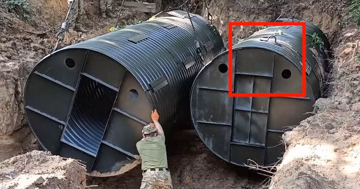 Sáng kiến này là một phần trong chiến lược sản xuất thời chiến với tên gọi là “Mặt trận thép” của Tập đoàn Metinvest, mục tiêu ban đầu của chiến lược này là cung cấp những nơi trú ẩn được chế tạo sẵn, áo giáp và các vật liệu thiết yếu khác cho Lực lượng Vũ trang Ukraine.