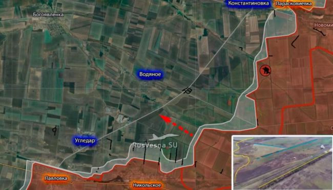 Andrey Koshkin, một đại tá nghỉ hưu và chuyên gia quân sự, đã giải thích vai trò của Ugledar trong chiến lược của Nga. Ông cho biết, Ugledar là một trong những vị trí trọng yếu của lực lượng phòng thủ Ukraine. Việc chiếm giữ thành phố này sẽ giúp Nga cắt đứt các tuyến đường hậu cần của đối phương, mở ra con đường tiến về phía tây. Ảnh: Lực lượng Vũ trang Nga đột phá trên tuyến Konstantinovka - Ugledar.
