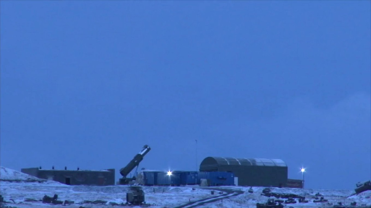 Trong bối cảnh các tuyên bố mạnh mẽ của Nga về Burevestnik, Bulgarian Military cho rằng, cần thận trọng xem xét khả năng thực tế của tên lửa này. Dù Burevestnik có thể mang lại những lợi thế chiến lược nhất định, nhưng những thách thức trong việc triển khai và duy trì hiệu quả của nó vẫn còn là một câu hỏi lớn.