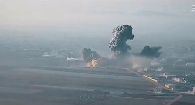 Theo tin tức mới nhất từ truyền thông Nga, quân đội nước này đã phát động một cuộc tấn công liên tục vào khu vực Kupyansk thuộc vùng Kharkov ở miền đông Ukraine, nhằm tiêu diệt các lực lượng Ukraine cố thủ ở đó. Ảnh: NetEase.