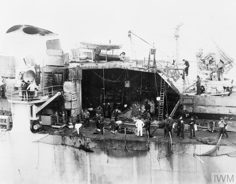 Quả tên lửa thứ 3 thì bắn "trúng" Glamorgan nhưng không đâm trực diện vào tàu mà lại quay ngang, va vào boong tàu gần bệ phóng tên lửa Seacat, trượt dọc theo boong và phát nổ, tạo ra một lỗ thủng rộng 3,0m × 4,6m trên boong chứa máy bay và một lỗ 1,5m × 1,2m trong khoang bên dưới.