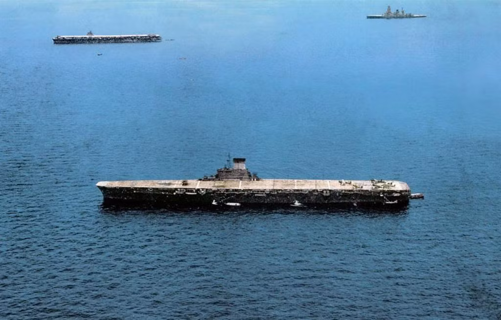 Nền công nghiệp của Nhật Bản khi đó nếu so sánh thì chỉ là "tí hon" so với gã khổng lồ Mỹ. Thế là IJN lựa chọn phương án đóng một con tàu sân bay mà họ cho là sẽ tốt hơn lớp Enterprise và lớp Essex của Mỹ, đó là Taiho (Đại Phụng).