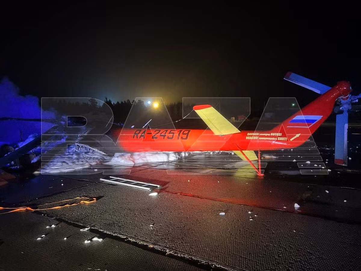 Theo Newsweek, chiếc trực thăng Mi-8 được cơ quan tình báo quân sự (GUR) của Ukraine ước tính có giá trị lên tới 15 triệu đô la, đã bị đốt cháy tại sân bay Noyabrsk thuộc khu tự trị Yamalo-Nenets ở Bắc Cực của Nga vào đêm ngày 10/9 vừa qua. Ảnh Mil.in.ua.