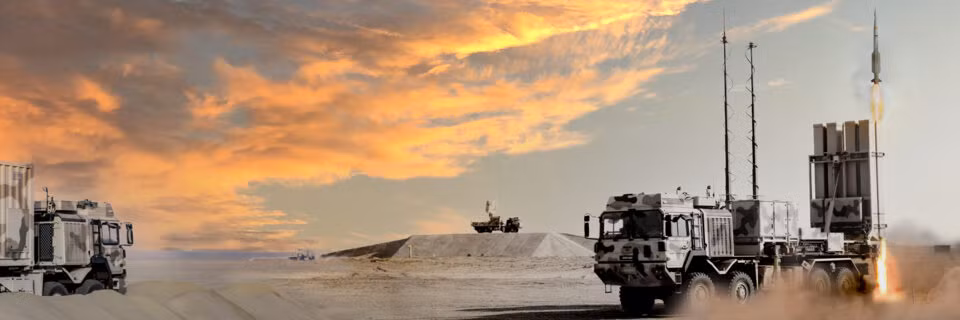 Nguồn tin từ Ủy ban Quốc phòng Quốc hội Bulgaria cho biết, các cuộc đàm phán giữa Bộ Quốc phòng Bulgaria và Diehl Defense đã diễn ra từ ngày 22-24/7. Ngày 6/8, quốc hội quyết định tiến hành mua một hệ thống IRIS-T SLM với giá trị 182 triệu EUR (199 triệu USD). Ảnh: Hệ thống IRIS-T SLM/ Diehl Defense.