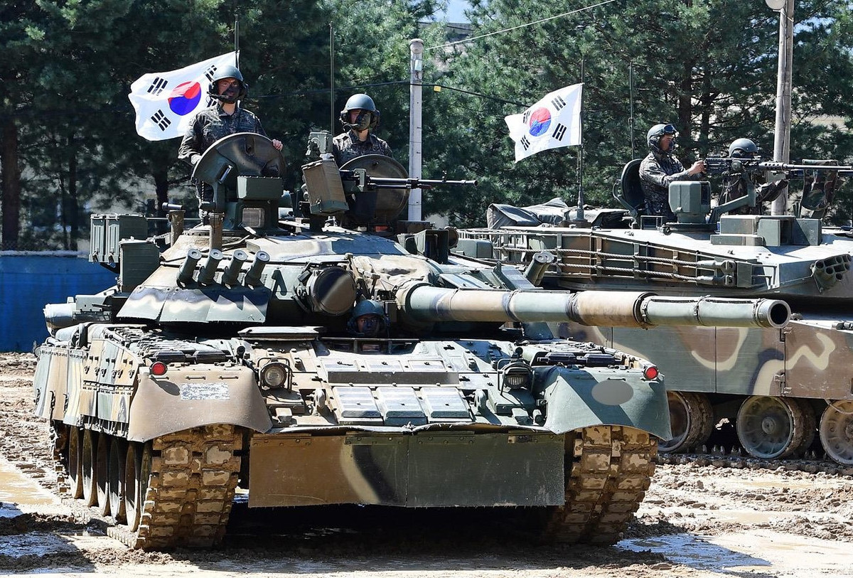 Một trong những điều thú vị nhất trong cán cân quân sự ở trên bán đảo Triều Tiên là việc Hàn Quốc đang có trong tay những vũ khí Nga tiên tiến hơn nhiều so với những thứ mà Triều Tiên có, bất chấp Triều Tiên là đồng minh truyền thống của Liên Xô trước kia và Nga ngày nay.