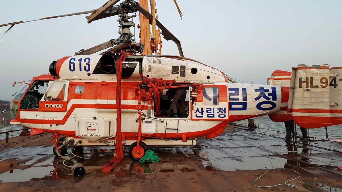 Chương trình thanh toán nợ thứ hai diễn ra vào giai đoạn 1999-2006. Trong khoảng thời gian quy định, Seoul đã nhận được 15 máy bay trực thăng tìm kiếm và cứu hộ (SOR) Kamov Ka-32, 2.000 tên lửa 9M131 Metis-M.