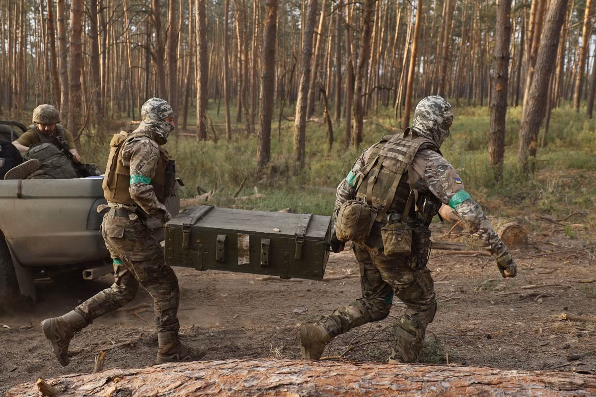 Với sự trợ giúp của vũ khí sát thương quy mô lớn, Quân đội Nga dễ dàng đánh sập các pháo đài và vị trí kiên cố của Quân đội Ukraine, đồng thời làm giảm tinh thần và ý chí chiến đấu của các binh sĩ phòng thủ Ukraine.