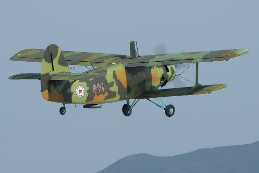 Các đơn vị này đã nhiều lần được nhìn thấy tiến hành các cuộc tấn công trên không, bao gồm cả việc sử dụng máy bay có hai tầng cánh được tối ưu hóa để tránh bị radar và hồng ngoại phát hiện.