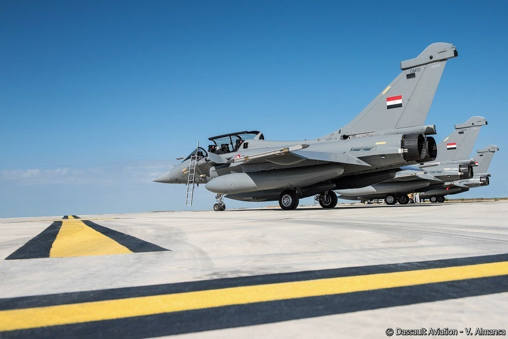 Hơn thế, vào ngày 30/7, Bộ Quốc phòng Arab Saudi đã đăng một thông điệp trên mạng xã hội X đề cập đến "các cơ hội hợp tác đầy hứa hẹn trong ngành công nghiệp quân sự", đồng thời thảo luận về chuyển giao công nghệ và các sáng kiến nghiên cứu, phát triển trong khuôn khổ dự án "Tầm nhìn 2030", nhằm phát triển năng lực công nghiệp quốc phòng của vương quốc.