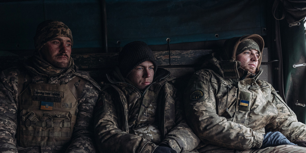 Lữ đoàn cơ giới độc lập số 67 được thành lập bởi các lực lượng theo chủ nghĩa dân tộc. Lữ đoàn này đã bị điều tra sau khi để mất một số vị trí gần Chasov Yar vào đầu tháng 4/2024. Những cáo buộc được Bộ Quốc phòng Ukraine đưa ra cho rằng, lực lượng này đang “làm suy yếu” tinh thần của các đơn vị chiến đấu trên hướng Chasov Yar.