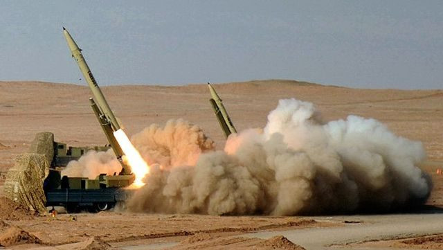 Trước đó, tờ The Guardian từng đưa tin vào tháng 10/2022 về khả năng Nga mua tên lửa từ Iran. Mỗi khi thông tin mới xuất hiện, báo chí lại bàn tán sôi nổi nhưng sau đó nhanh chóng chìm vào quên lãng, chỉ để xuất hiện trở lại một thời gian sau đó cùng những luận điệu cũ.