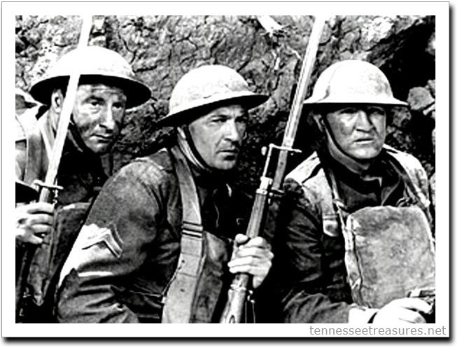 Với tài bắn súng xuất sắc, người lính York đã đối mặt với 30 lính Đức và tiêu diệt được 9 kẻ địch.