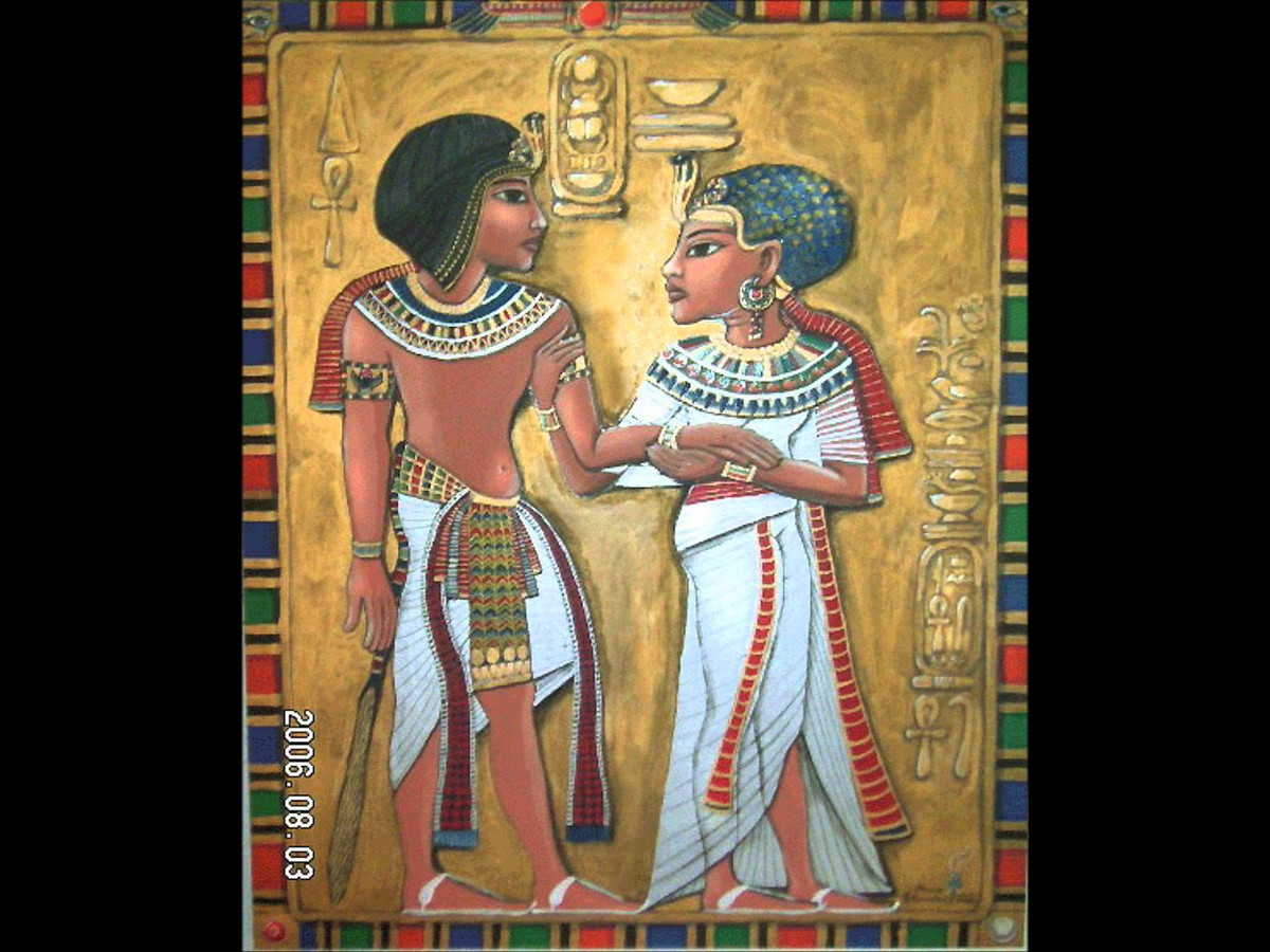 Sau khi Tutankhamun băng hà, Vua Ay trở thành người kế nhiệm. Khi ấy, Nữ hoàng Ankhesenamun trở thành vợ của vị vua Ai Cập mới.