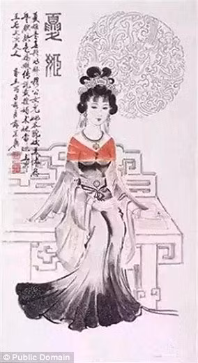 Hài cốt con vượn được tìm thấy trong ngôi mộ cổ có thể từng là vật nuôi yêu thích của bà nội Tần Thủy Hoàng - Lady Xia (trong ảnh).