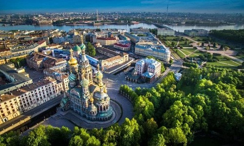 Được Pyotr Đại đế xây dựng vào khoảng 300 năm trước, thành phố St Petersburg (hay còn gọi Sankt-Petersburg) là thành phố lớn thứ hai của nước Nga.