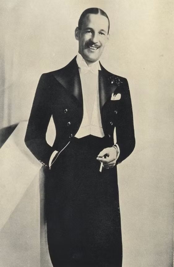 Trong số này, những màn biểu diễn làm mất một phần ngôi nhà, một chiếc xe hay một con tàu của nhà ảo thuật Maskelyne khiến công chúng không khỏi kinh ngạc.