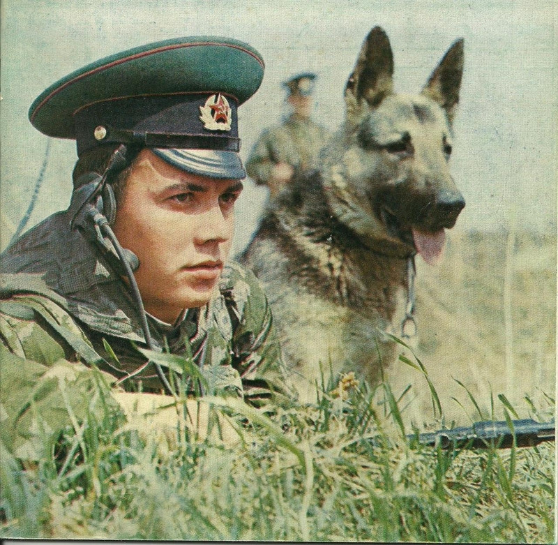 Họ làm nhiệm vụ với tinh thần quả cảm và sự tập trung cao độ.