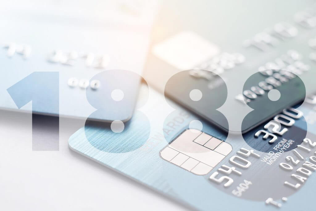 Bellamy miêu tả nhân vật chính của tác phẩm là Julian West ngủ thiếp đi vào năm 1887 và tỉnh dậy vào năm 2000. Vào thời điểm ấy, người dân đều được nhận một khoản tín dụng bằng nhau của chính phủ và có thể sử dụng ở mọi nơi trên thế giới để mua các loại hàng hóa, sản phẩm khác nhau.