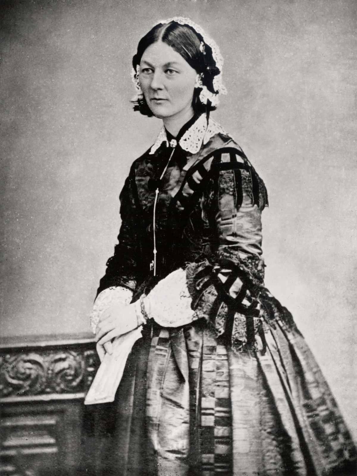 Florence Nightingale được người đời nhớ đến là một phụ nữ thông minh, thích đọc sách về triết học, tôn giáo, chính trị và cảm thấy rất thú vị khi chăm sóc người bệnh.