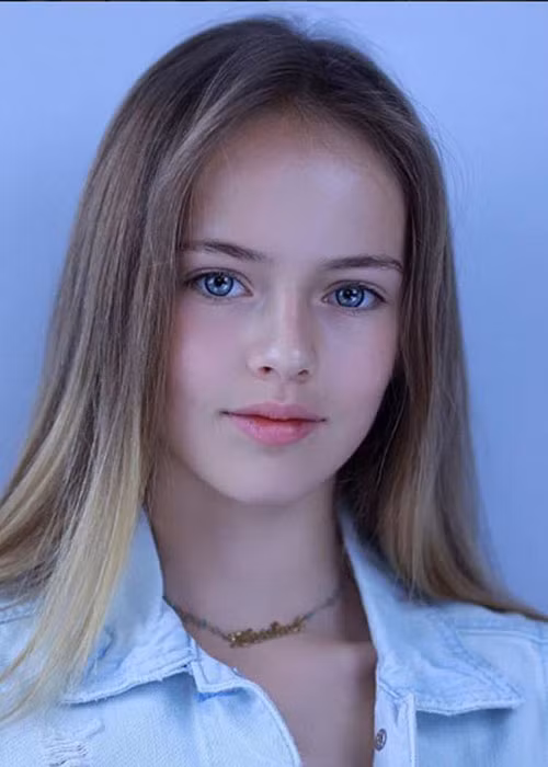 Vẻ đẹp tuổi 13 của cô vẫn xứng với danh xưng nhan sắc thiên thần mà người hâm mộ trao tặng.