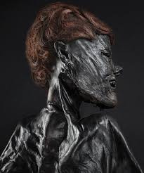 Điều này cho thấy người đàn ông Grauballe và người dân khi ấy có chế độ ăn uống ít calo, ít chất béo.