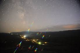 Trước hiện tượng lạ này, giới chuyên gia đã vào cuộc nhằm tìm hiểu nguyên nhân gây ra sự việc bí ẩn này.